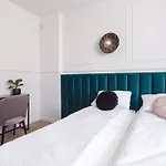 Deco Dunikowskiego Apartment Katowice